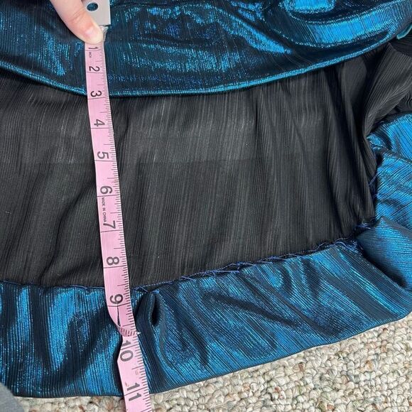 Ellie Wilde Teal Beaded Liquid Lame STYLE: EW120095 Formal Dress‎ Sz 4 Women’s - Picture 13 of 15